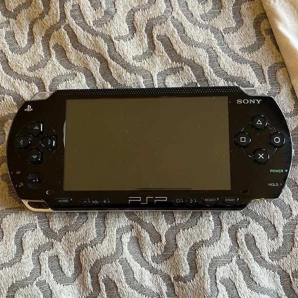 Sony Video Games & Consoles Sony Psp Handheld Console With Game